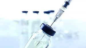 कोरोना की वैक्सीन बनाने में लग सकता है इतना समय, 93 देशों के लगभग 1300 शोधकर्ता और विशेषज्ञ शामिल