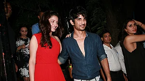 सिनेजीवन: सुशांत को याद कर भावुक हुईं अंकिता लोखंडे और अनुपम खेर की मां ने कोरोना को दी मात