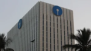 अर्थ जगत की 5 बड़ी खबरें: कोरोना काल में भी SBI की हुई चांदी और पंजाब नेशनल बैंक PNB हाउसिंग फाइनेंस में करेगा निवेश