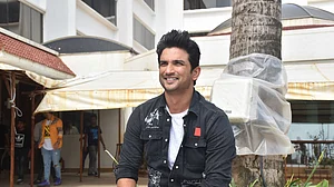 सिनेजीवन: सुशांत सिंह ने रिया को लेकर अंकिता से कही थी ये बात और उनके पिता ने सुप्रीम कोर्ट में कैविएट दायर की