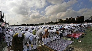 कोरोना काल में बकरीद को लेकर मुस्लिम धर्म गुरुओं की अपील, नियमों के तहत हो कुर्बानी, गरीबों को दे सकते हैं पैसा