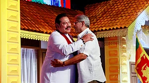 श्रीलंका के संसदीय चुनाव में पीएम राजपक्षे को मिला बहुमत, अब संविधान में बदलाव का रास्ता हुआ साफ