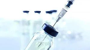 कोरोना वैक्सीन के पहले चरण में सफल रही ये भारतीय कंपनी, कल से दूसरे चरण का ट्रायल