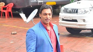 खेल की 5 बड़ी खबरें: शोएब अख्तर ने फिर बोले बड़े बोल और ये तीन कंपनिया हो सकती हैं आईपीएल के मुख्य प्रायोजक