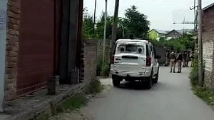 जम्मू-कश्मीर: स्वतंत्रता दिवस से ठीक पहले श्रीनगर में बड़ा आतंकी हमला, दो जवान शहीद, एक घायल