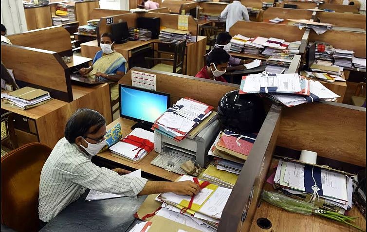 सेवा क्षेत्र पर गंभीर होता जा रहा है  कोरोना  का असर, लगातार पांचवें महीने गतिविधियों में गिरावट जारी