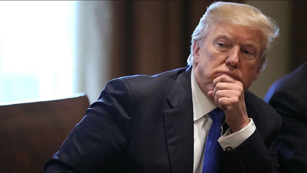 अमेरिकी राष्ट्रपति के खिलाफ फेसबुक और ट्विटर का बड़ा कदम, कोरोना पर ट्रंप का भ्रामक वीडियो हटाया