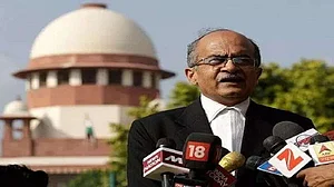 प्रशांत भूषण के खिलाफ अवमानना केस में सुनवाई पूरी, जानें सुप्रीम कोर्ट ने क्या कहा