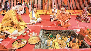 राम पुनयानी का लेखः आज़ादी के संघर्ष से राम मंदिर आंदोलन  की तुलना बेमानी, स्वीकार्यता बढ़ाने की साजिश