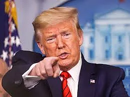 राष्ट्रपति चुनाव के ठीक पहले ट्रंप पर पूर्व मॉडल ने लगाया गंभीर आरोप, यौन शोषण की शिकायत 