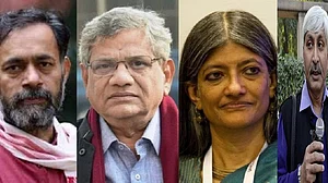 दिल्ली दंगों की चार्जशीट में येचुरी, योगेन्द्र, अपूर्वानंद का नाम, पुलिस ने बना दिया साजिशकर्ता