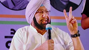 'किसानों को परेशान करने वाला है नया कृषि कानून', पंजाब के सीएम ने भगत सिंह के गांव से शुरू किया आंदोलन