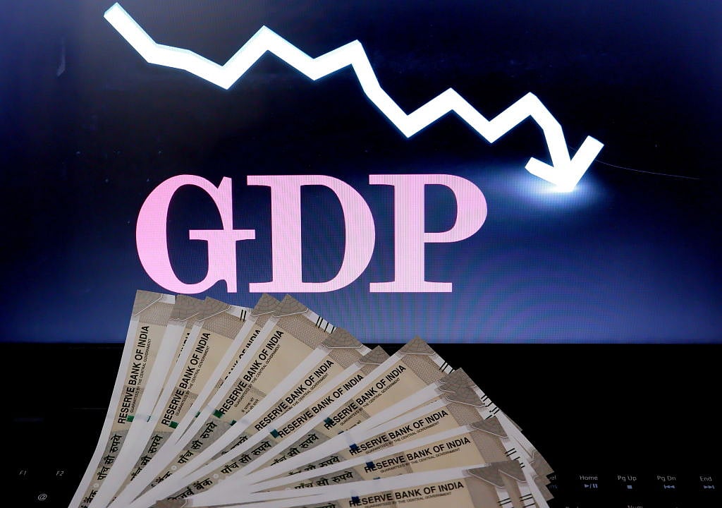 आर्थिक मोर्चे पर बुरी खबर, रेटिंग एजेंसी ICRA ने मौजूदा वर्ष में जीडीपी में नुकसान का अनुमान बढ़ाकर 11% किया