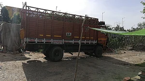 उत्तर प्रदेश: बस्ती में बेकाबू ट्रक ने 5 मजदूरों को रौंदा, 3 की दर्दनाक मौत, 2 गंभीर रूप से घायल