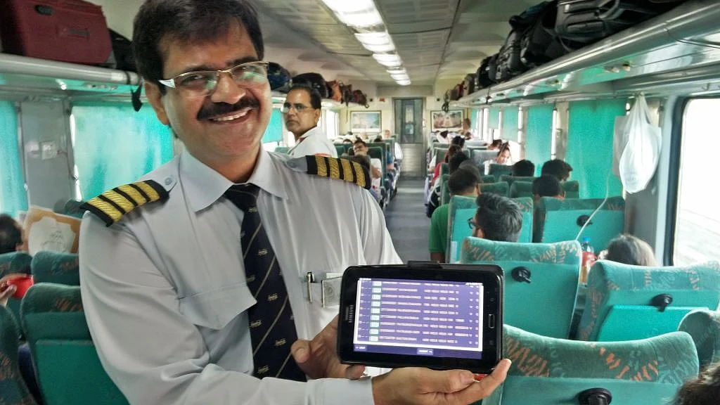 जब आप लॉकडाउन में घर में बंद थे, मोदी सरकार ने कर ली रेलवे को बेचने की तैयारी, न जनता से पूछा, न संसद की ली राय