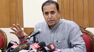 बीजेपी-ड्रग्स लिंक की जांच करे एनसीबी, नहीं तो हम करेंगे, महाराष्ट्र के गृह मंत्री ने दी चेतावनी