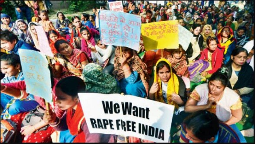 भारत को ‘दुष्कर्म-मुक्त’ बनाने के लिए उठाएं कदम, हाथरस कांड पर मानवाधिकार आयोग से महिला कार्यकर्ता की अपील