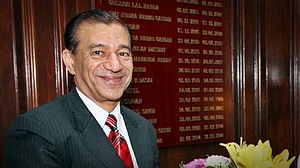 सोनिया गांधी ने दिवंगत अश्विनी कुमार की पत्नी को लिखा पत्र, कहा- उन्हें हमेशा सम्मान के साथ किया जाएगा याद