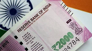 अर्थ जगत की 5 बड़ी खबरें: सबसे खराब दौर में भारत की इकोनॉमी और राजेश्वर राव ने RBI के डिप्टी गवर्नर का पदभार संभाला