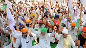 कृषि कानूनों के खिलाफ पंजाब के किसानों ने तेज किया आंदोलन, 17 अक्टूबर को विशाल प्रदर्शन का ऐलान