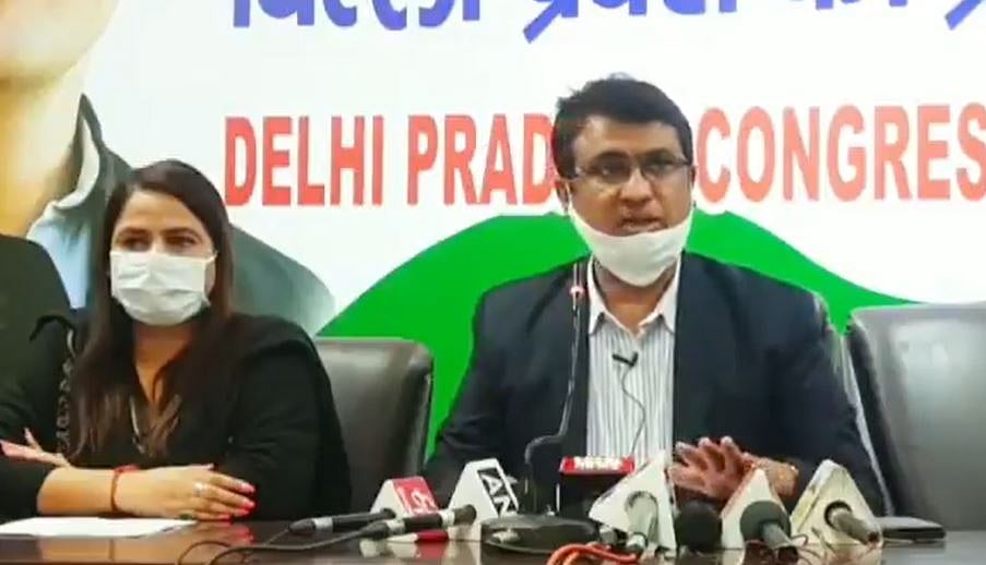 दिल्ली में आंगनबाड़ी महिलाओं का प्रदर्शन, कांग्रेस ने दिल्ली सरकार से की तत्काल वेतन देने की मांग