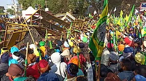 नवजीवन बुलेटिन: दिल्ली बॉर्डर पर आर-पार के मूड में किसान और महबूबा बोलीं- मुझे फिर हिरासत में लिया गया
