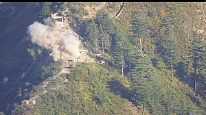 जम्मू-कश्मीर के राजौरी में पाकिस्तान ने किया संघर्ष विराम का उल्लंघन, भारतीय सेना ने दिया मुंहतोड़ जवाब