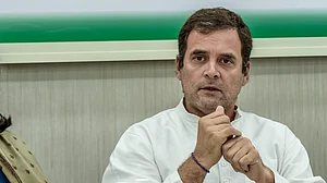 राहुल गांधी ने फिर समझाई क्रोनोलॉजी, मोदी सरकार को घेरते हुए कहा- ये 'सूट-बूट की सरकार' है