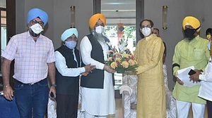 किसानों के समर्थन में आए कई राजनीतिक दल, अकाली दल के प्रतिनिधिमंडल सीएम उद्धव ठाकरे से मिले