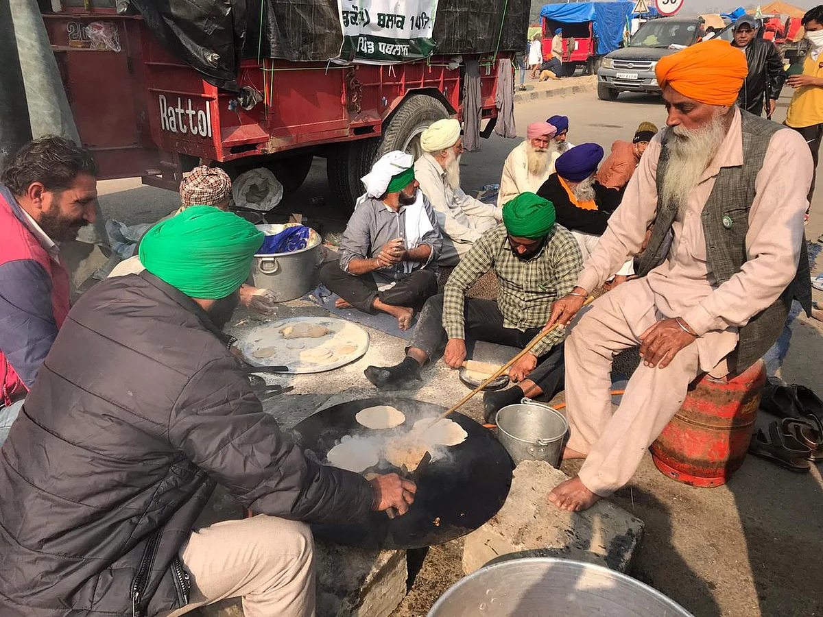 जब तक नहीं सुनेगी सरकार, मोर्चे पर डटे रहेंगे किसान, 6 महीने की तैयारी करके आए हैं अन्नदाता
