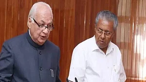 आरएसएस की कठपुतली की तरह काम कर रहे केरल के राज्यपाल, सीपीएम के वरिष्ठ नेता ने लगाया आरोप