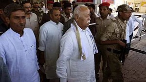 बिहार में नीतीश सरकार बनते ही सक्रिय हुआ आरएसएस, पटना में दो दिवसीय बैठक आयोजित, मोहन भागवत लेंगे भाग