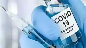 वीडियो: खत्म हुआ इंतजार! आखिरकार बाजार में आ गई कोरोना वैक्सीन, ब्रिटेन में इस दिन से मिलेगी खुराक