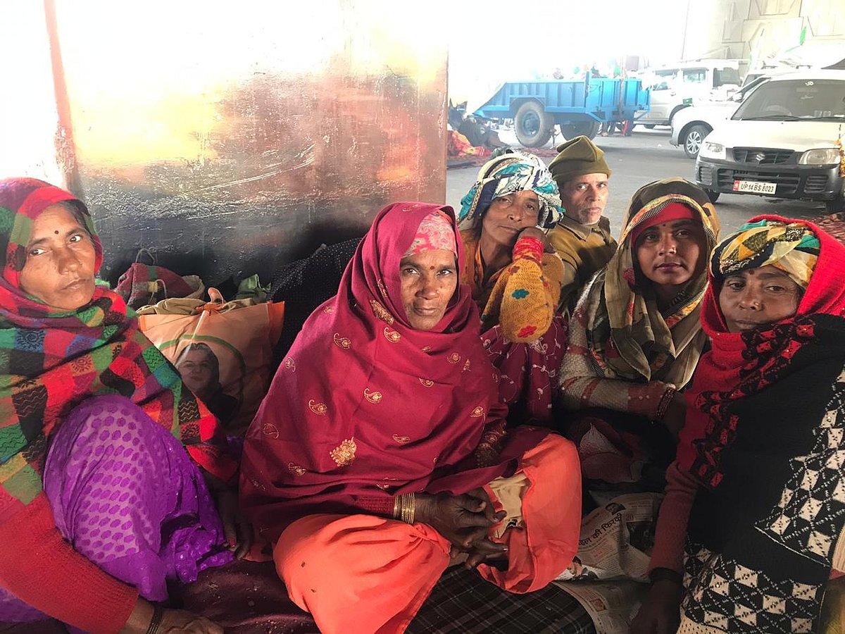 गन्ने का बकाया, महंगी बिजली और कर्ज की मार से परेशान यूपी के किसान आ डटे हैं गाजीपुर बॉर्डर पर