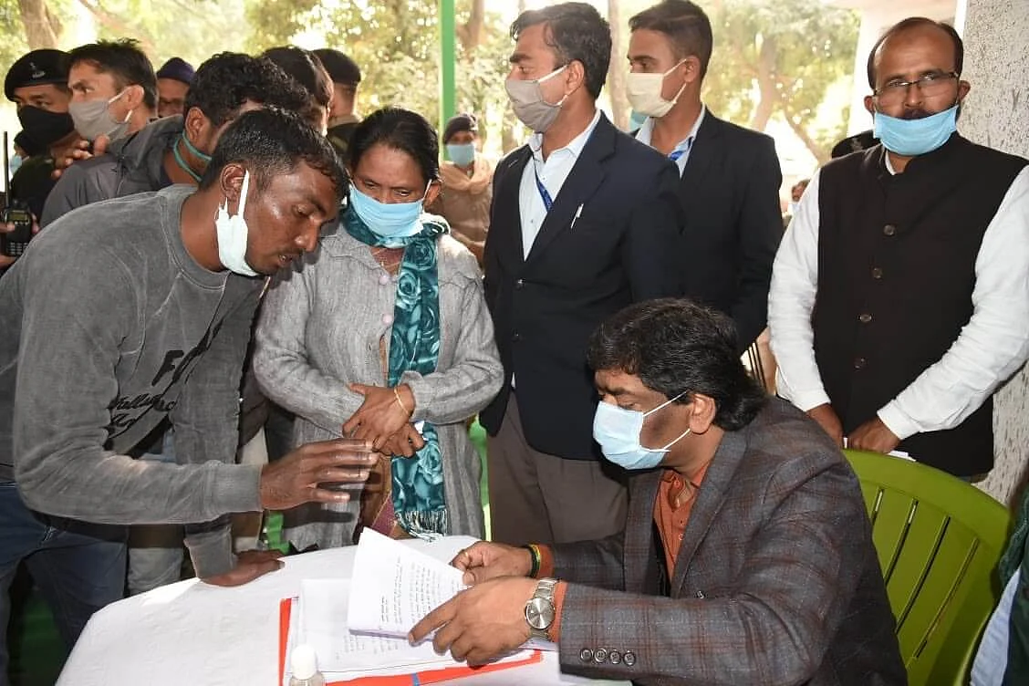 झारखंड: हेमंत सोरेन सरकार का बड़ा फैसला, किसानों का 50 हजार तक का कर्ज माफ