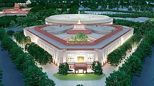 सेंट्रल विस्टा पर लगे पट्टिका को हटाए और नागरिकों के प्रति सरकार की उदासीनता के बारे में लिखे भविष्य की सरकार: सिब्बल