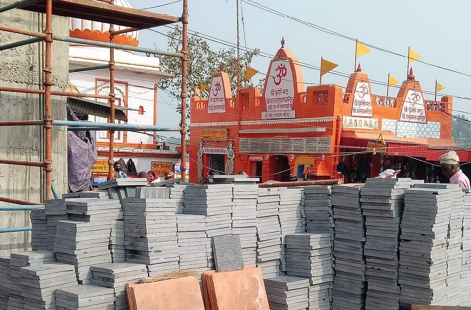 अधर में लटका है हरिद्वार कुंभ, न तैयारी, न नोटिफिकेशन, संतों की छावनी से लेकर आने के रास्ते तक नहीं तैयार