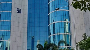 अर्थ जगत की 5 बड़ी खबरें: मुकेश अंबानी-रिलायंस ने शेयर कारोबार में की बड़ी गड़बड़ी! SEBI ने लगाया करोड़ों का जुर्माना