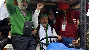 ट्रैक्टर परेड में घुस खास दल के लोगों ने की गड़बड़ी, हो गई पहचान, बवाल पर राकेश टिकैत का बड़ा बयान