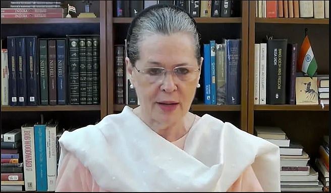 सोनिया गांधी ने किसान मुद्दे पर कांग्रेस नेताओं के साथ की बैठक, वर्तमान हालत पर हुई अहम चर्चा