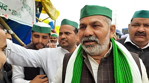 कृषि कानूनों के खिलाफ कल किसानों का रेल रोको अभियान, राकेश टिकैत ने किया ये ऐलान...