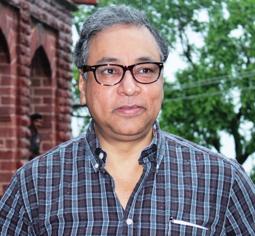 जवाहर सरकार, पूर्व आईएस अधिकारी और प्रसार भारती के पूर्व सीईओ