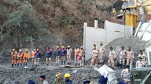 चमोली त्रासदी: तपोवन सुरंग में जिंदगियों को बचाने के लिए जंग जारी, अब तक 32 शव बरामद, 206 अभी भी लापता