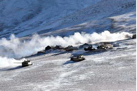 बड़ा सवालः चीन घुसा ही नहीं तो लौट क्यों रहा है और हमला नहीं किया तो हमारे जवान शहीद कैसे हुए!