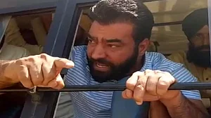 गणतंत्र दिवस बवाल मामला: लक्खा सिधाना पर दिल्ली पुलिस ने रखा 1 लाख का ईनाम, जानें कौन है लक्खा