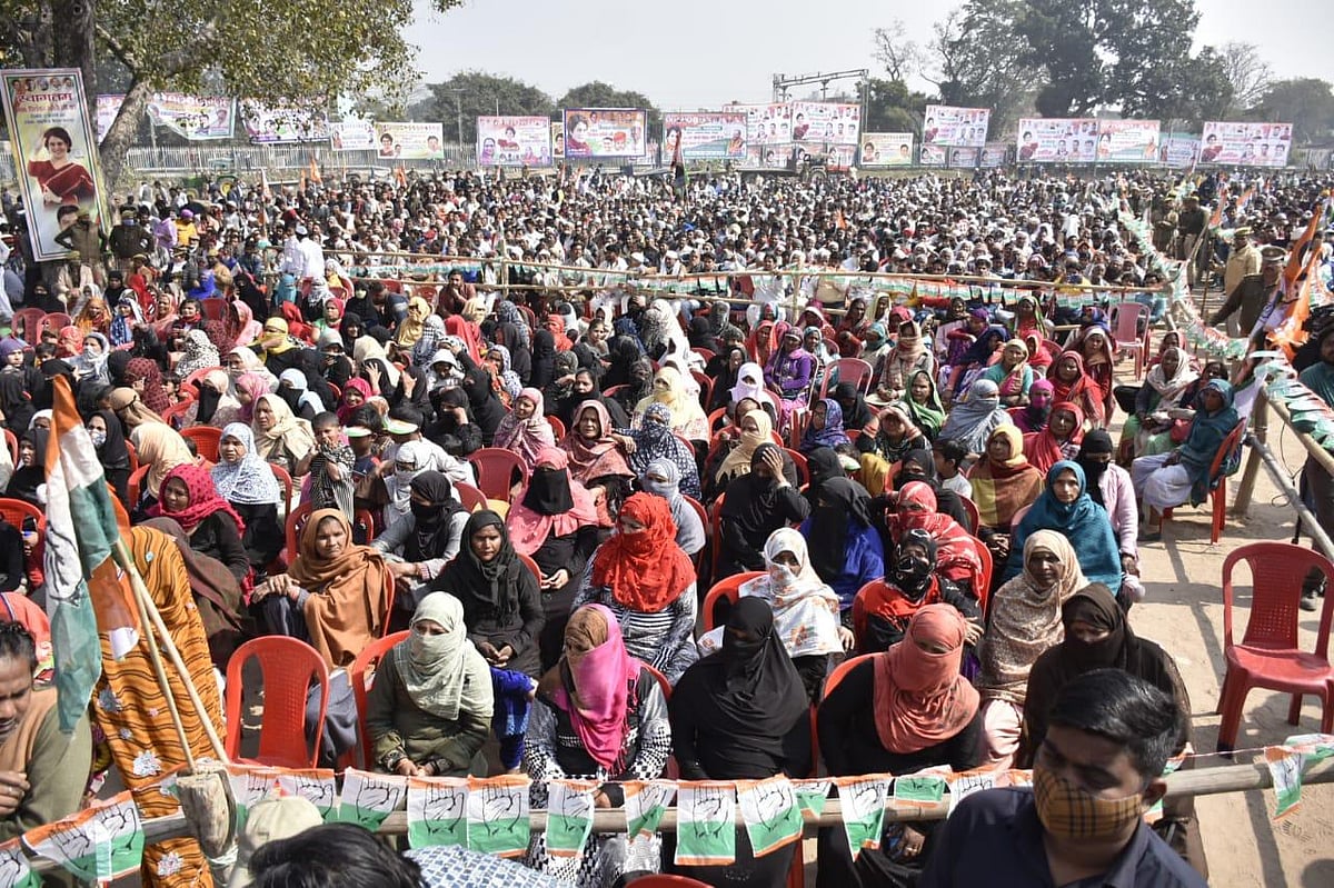 प्रियंका गांधी का केंद्र-यूपी सरकार पर हमला, कहा- पीएम किसानों का मजाक उड़ाते हैं, योगी सरकार गन्ना बकाया नहीं चुकाती