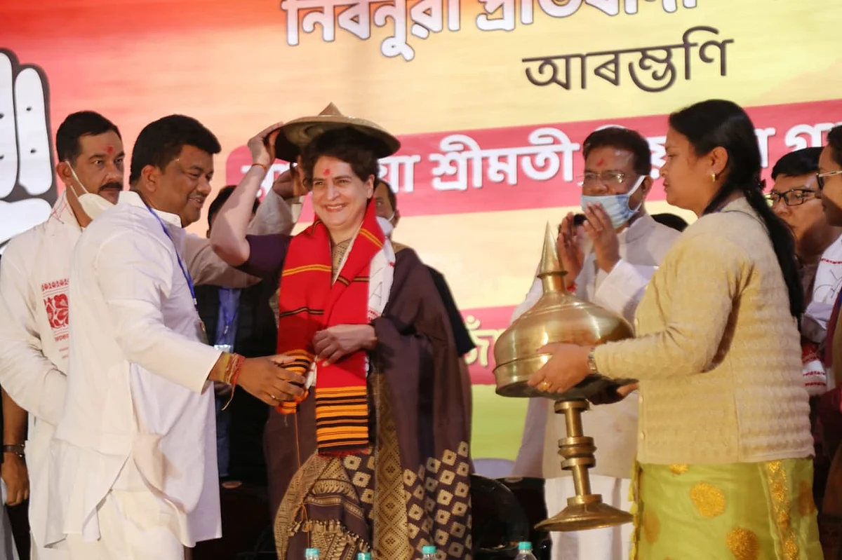 प्रियंका गांधी ने असम में शुरू किया चुनाव प्रचार, बेरोजगारी के खिलाफ राज्यव्यापी अभियान की शुरुआत
