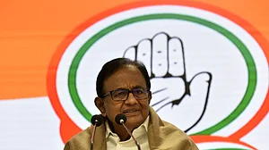 बंगाल चुनाव: चिदंबरम का मोदी सरकार पर हमला, कहा- चुनावी घोषणा पत्र से BJP का असली चेहरा आया सामने