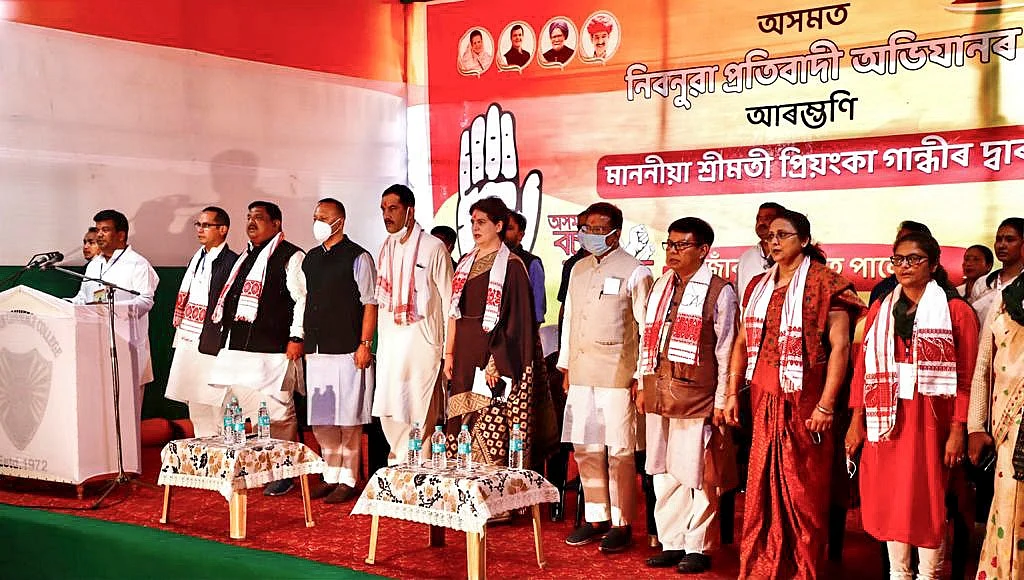 प्रियंका गांधी ने असम में शुरू किया चुनाव प्रचार, बेरोजगारी के खिलाफ राज्यव्यापी अभियान की शुरुआत