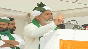 कब तक चलेगा किसान आंदोलन, सरकार से फिर होगी बातचीत, आगे की क्या है रणनीति? राकेश टिकैत ने सभी सवालों का दिया जवाब